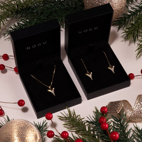 Boucles d'oreilles à enfiler avec chaîne à dents de requin par Lauren Howe | Or Vermeil .925 | Cristal
